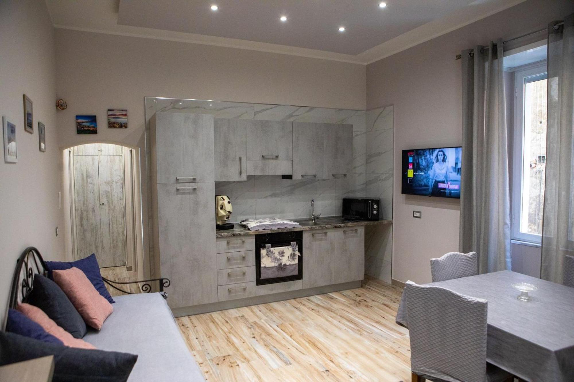 Apartment House Carme *